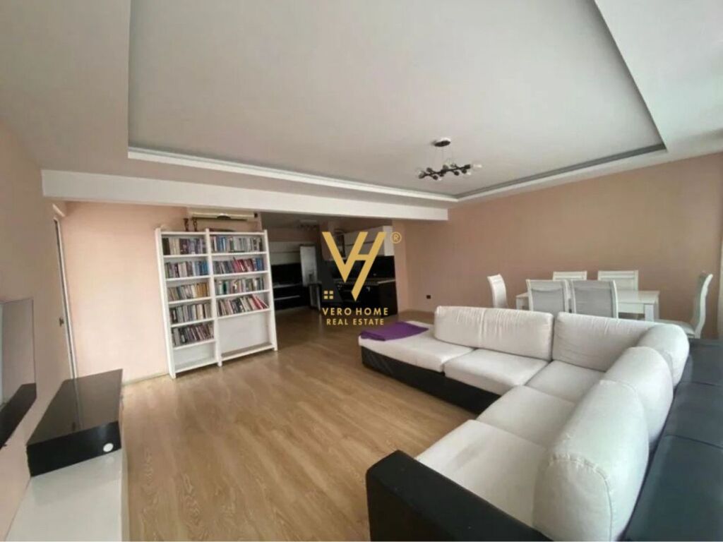 JEPET APARTAMENT 2+1+BLK ME QERA TE RR.DRITAN HOXHA 65.000 LEKE