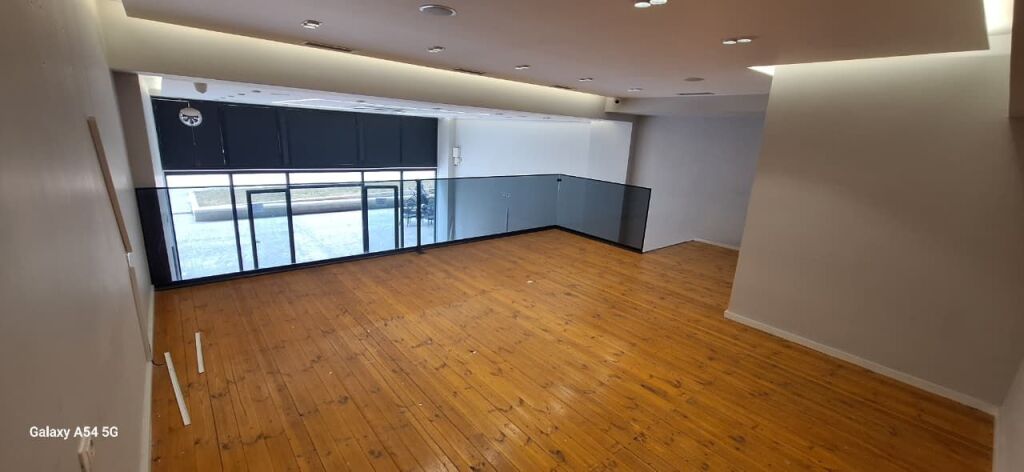 Rent | Ambjent Biznesi | Rruga 5 Maji | 1000 €/month i diskutueshm.