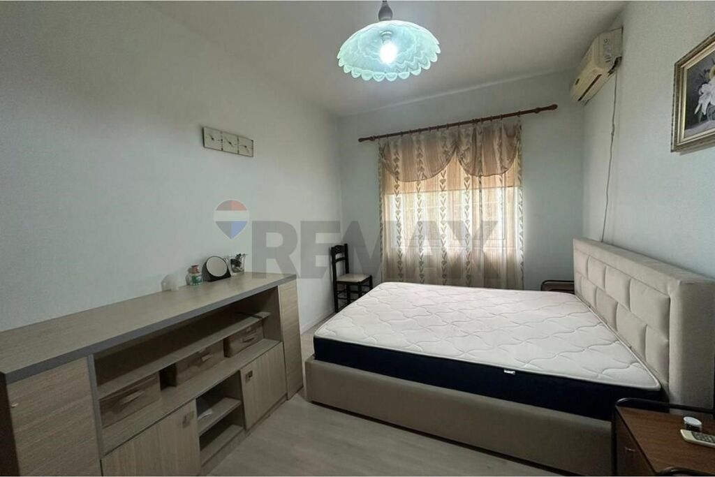 Apartament me qera 2+1