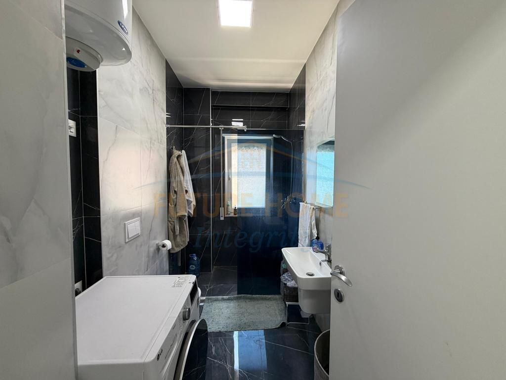Qera, Apartament 1+1, Qendër, Tiranë.