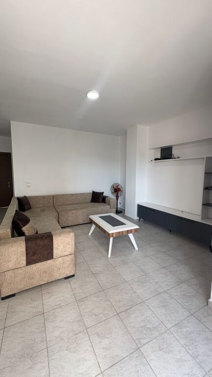 Appartamento 2+1 in Vendita ad Astir