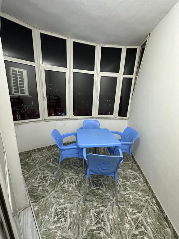 Jepet Me Qera Apartament 2+1+2 Ballkone