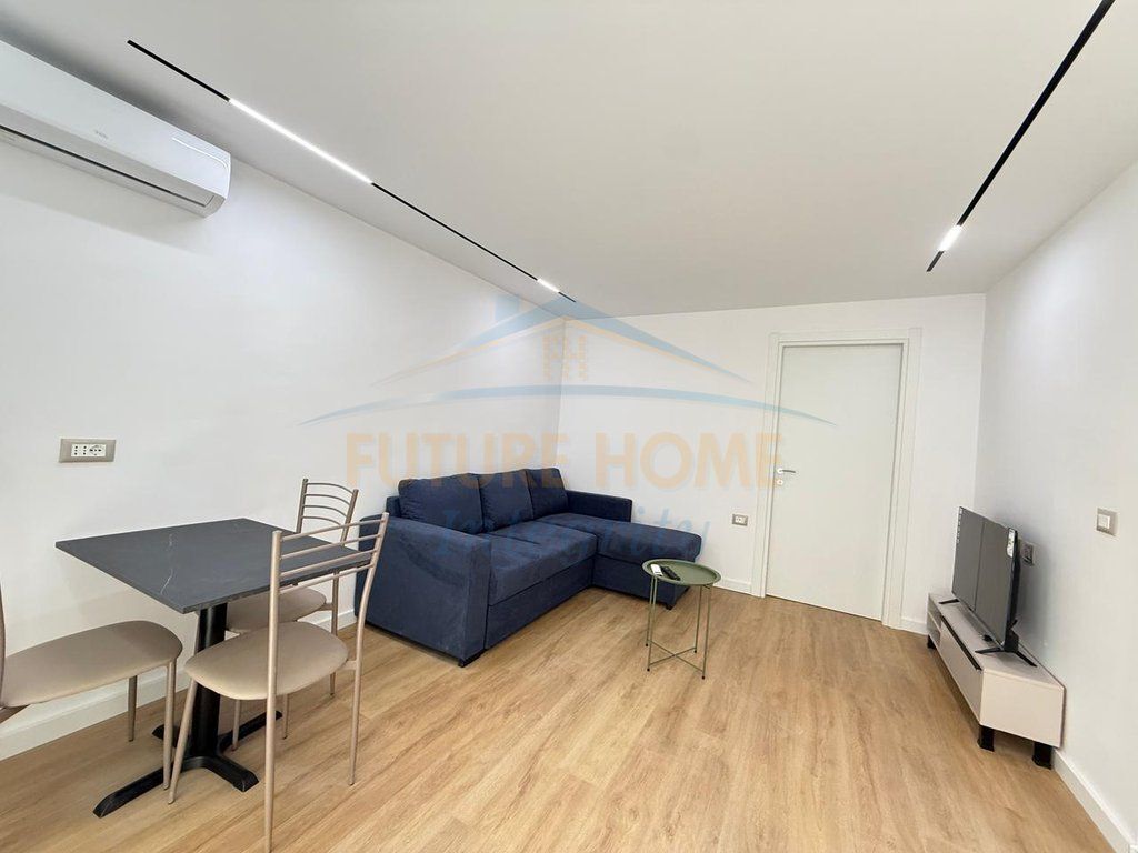 Shitet, Apartament 1+1, Shkolla e Baletit, Tiranë. 145,000 €