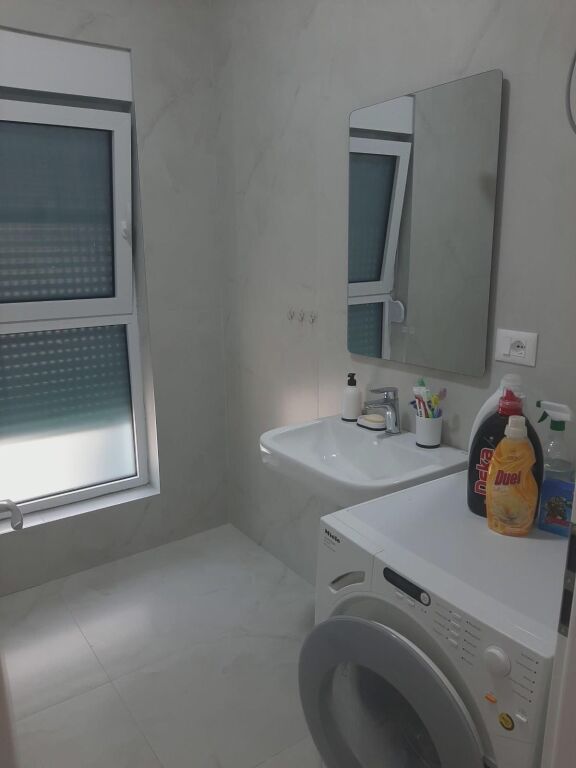 Qera | Apartament 1 + 1 | Ali Demi | 350 €/muaj