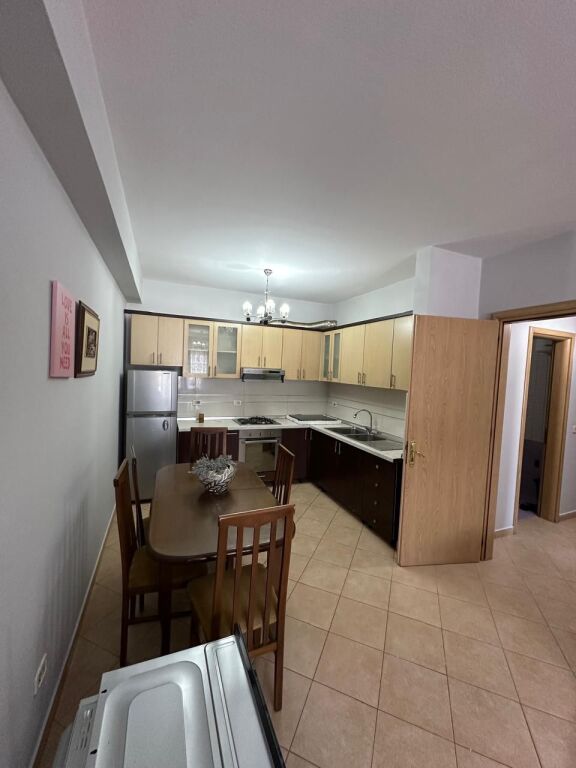 Jap Apartamentin 2+1 + Depo , Komuna e Parisit, Tirane