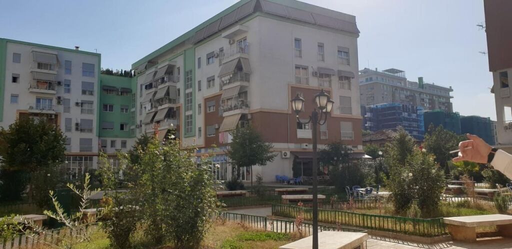 Garazh - Për Qira - Rruga Jordan Misja, Tiranë