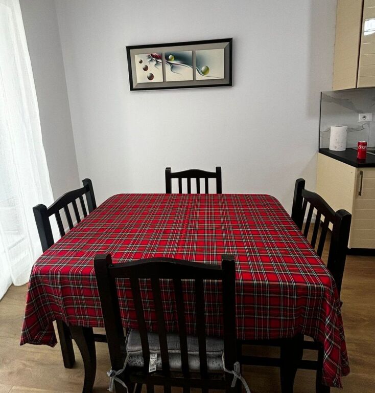 🏡 Jepet me qira apartament 2+1+2