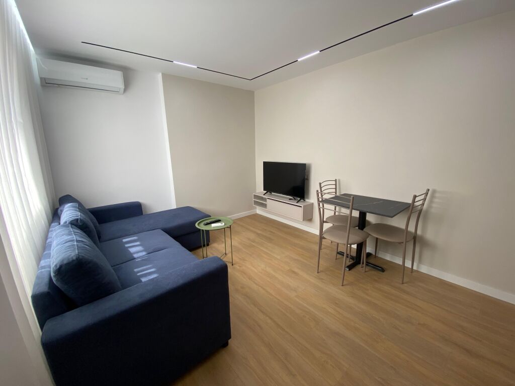 🏡 Shitet Apartament 1+1 – pranë Shkollës së Baletit, Tiranë