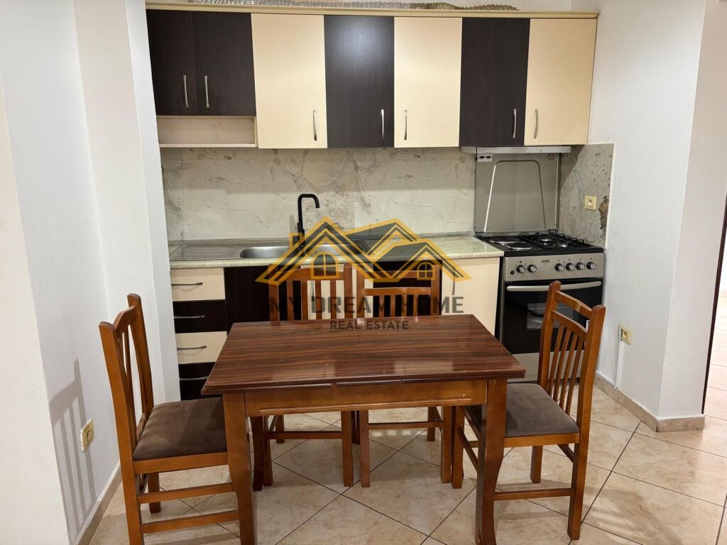 JEPET ME QERA APARTAMENT 2+1 NE LAGJIA 17 DURRES !