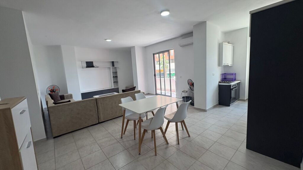 Appartamento 2+1 in Vendita ad Astir