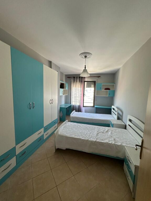 Jap Apartamentin 2+1 + Depo , Komuna e Parisit, Tirane