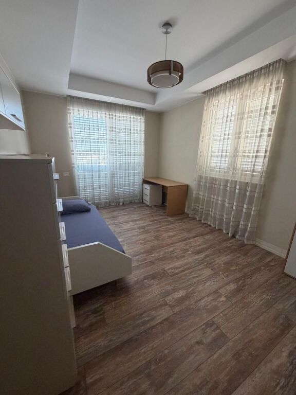 SHITET PENTHOUSE 📍 Astir – Rruga Bulevardi Kashar, Tiranë