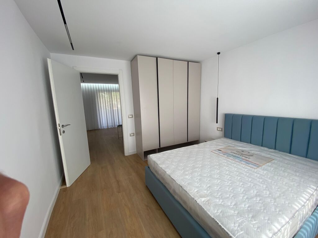 🏡 Shitet Apartament 1+1 – pranë Shkollës së Baletit, Tiranë