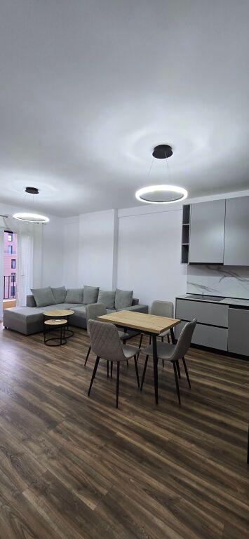 JEPET ME QIRA APARTAMENT 2+1