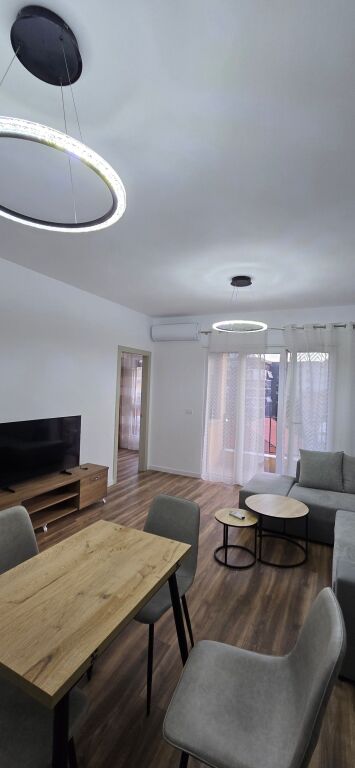 JEPET ME QIRA APARTAMENT 2+1