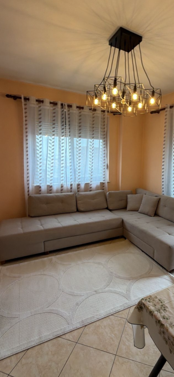 Apartament me qera 2+1 Kthesa e Kamzes