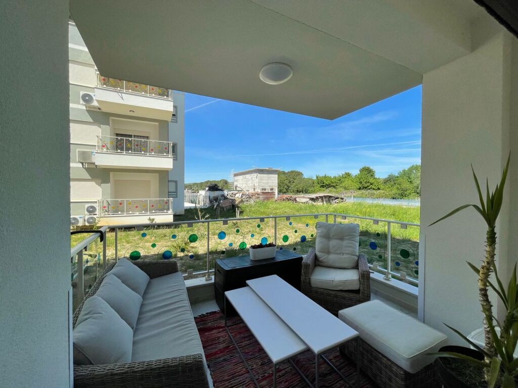 🏡 Shitet Apartament 2+1  📍 Perla Residence – Gjiri i Lalzit