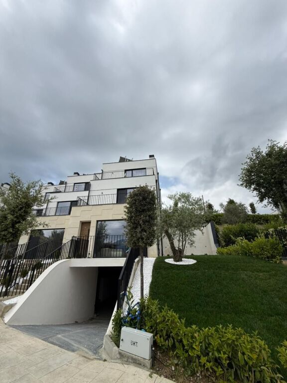Forest Residence Jepet me qira Vile Ultra lux
