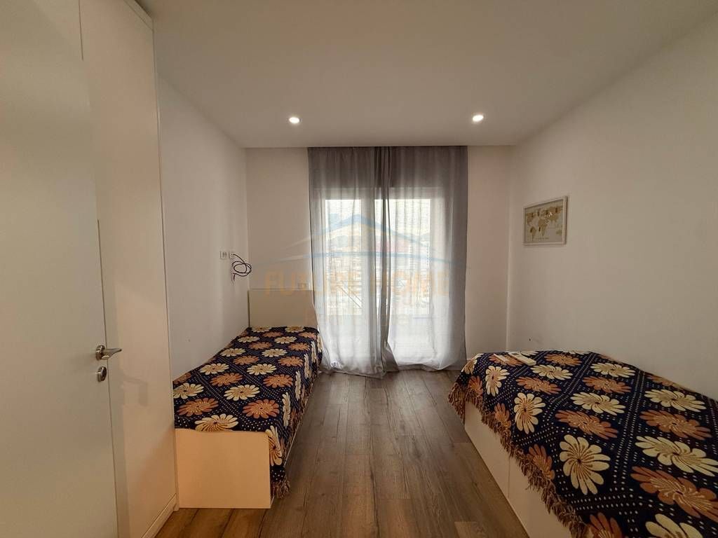 Jap Apartament 2+1+2, Kompleksi Magnet, Rruga e Kavajës