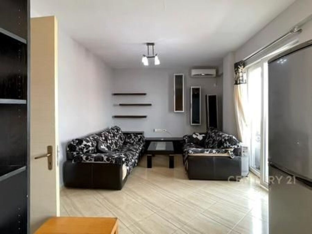 Japim me Qira Apartament 1+1 me verande tek Jordan Misja