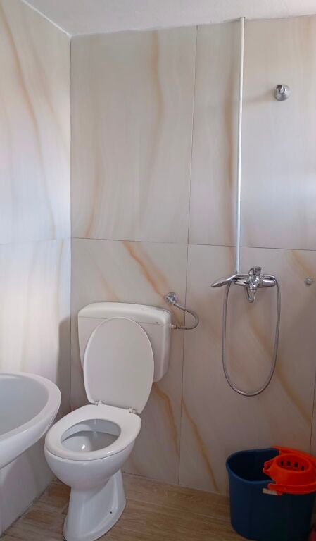 Apartament me qera - Kodra e Priftit