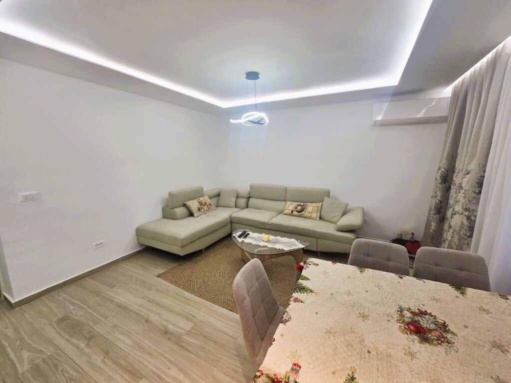 🏙️Apartament 2+1 ne shitje me vendodhje ne zonen e Brrylit📍