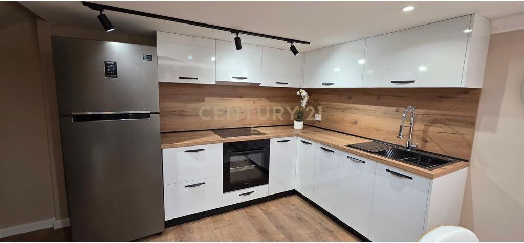 APARTMENT/DUPLEX FOR SALE , BEACH, DURRES !
