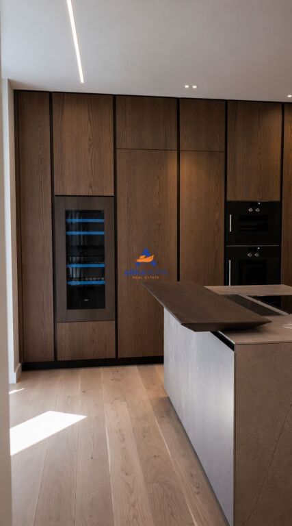 SHITET VILË 2 KATESHE "NË ROLLING HILLS 2, TIRANË" 1.800.000 EURO