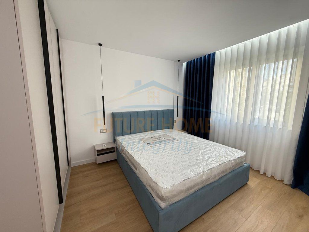 Shitet, Apartament 1+1, Shkolla e Baletit, Tiranë. 145,000 €