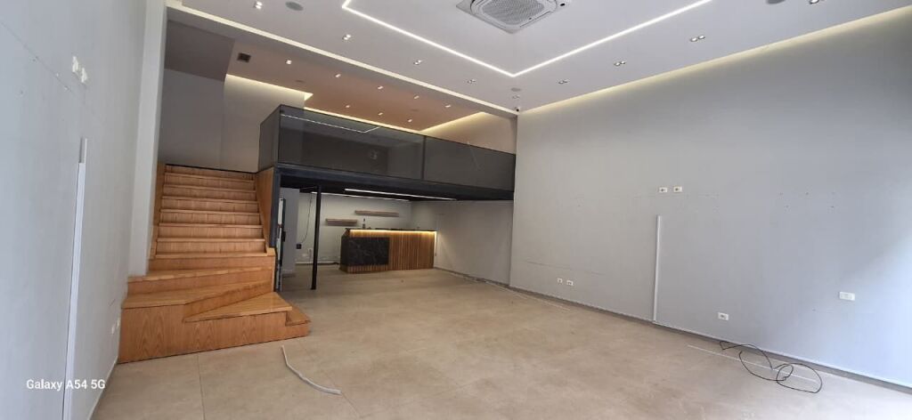 Rent | Ambjent Biznesi | Rruga 5 Maji | 1000 €/month i diskutueshm.