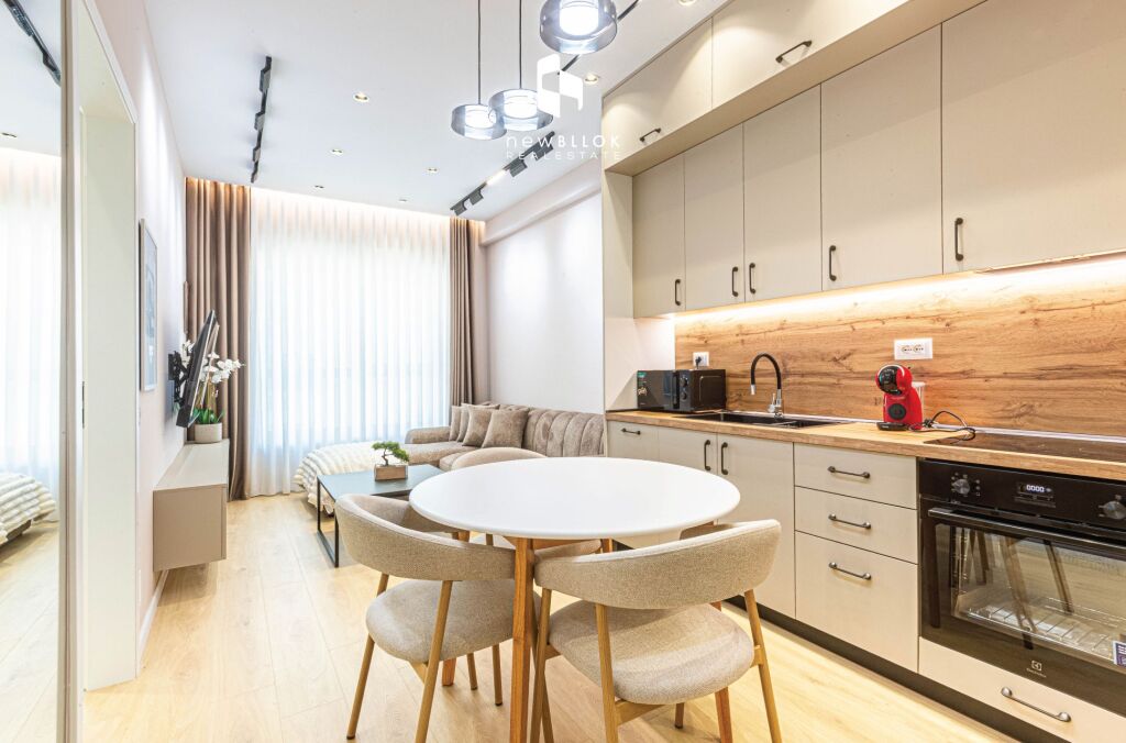 For Rent: 🏡 The Most Luxury 1+1 Apartment in Kadiu Residence - Ali Demi📍 100% Brand New | 50m², 7th Floor (P2026) Everything Brand New | 45,000 Lek/Month ✨