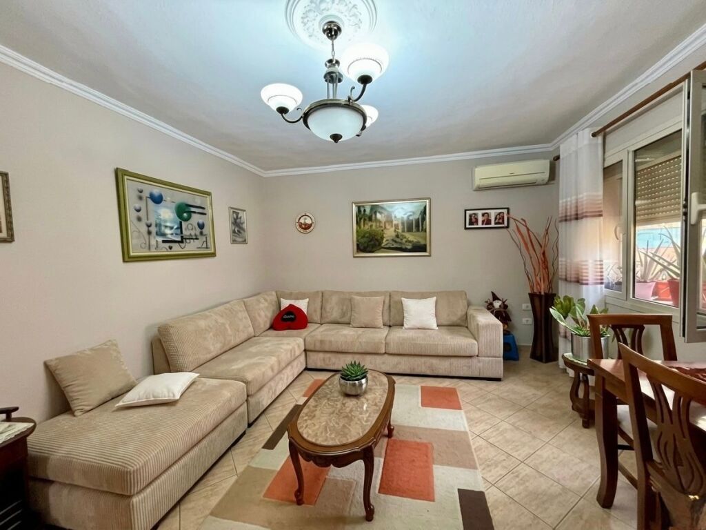 2+1+2 apartment for sale in Myslym Shyri
