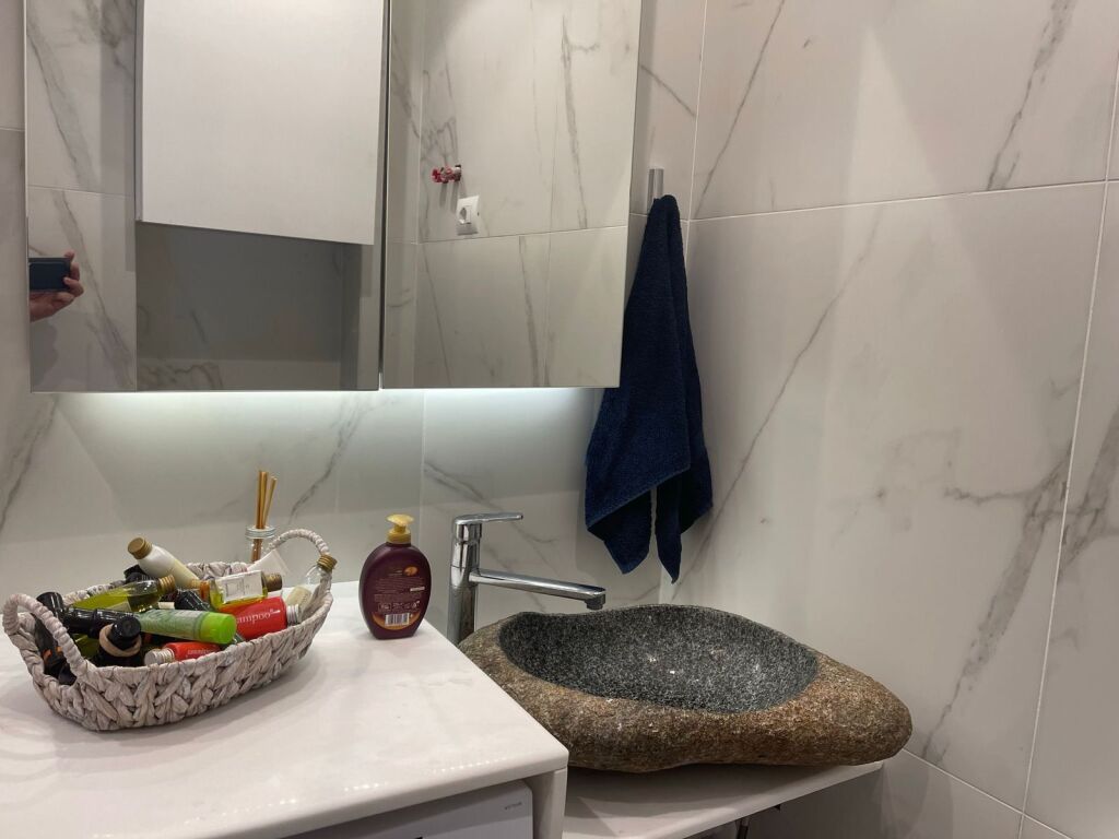 🏡 Shitet Apartament 2+1  📍 Perla Residence – Gjiri i Lalzit