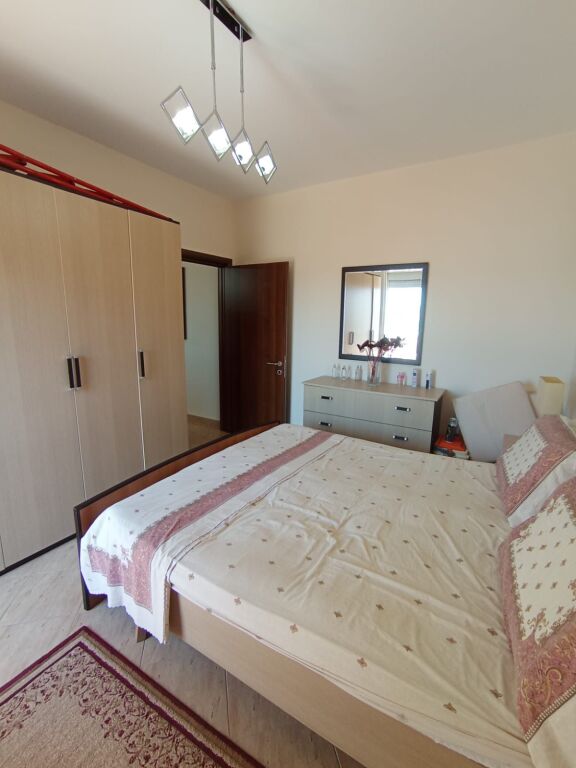Shitet Apartament 125 m2 ne Golem