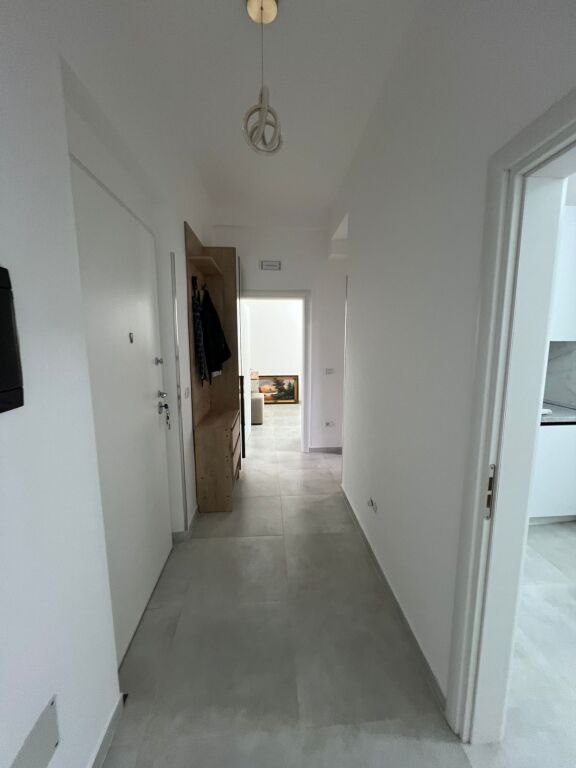 Jepet me qera, Apartament 1+1, Në Vollga – Afër Torrës,Durres