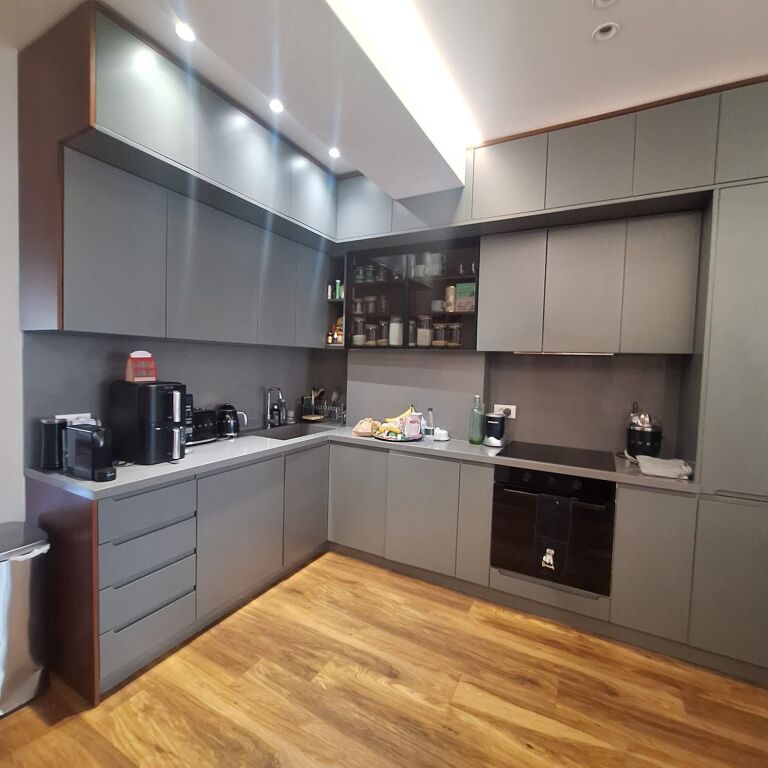 Apartament me qera 2+1+2 te olimpiku