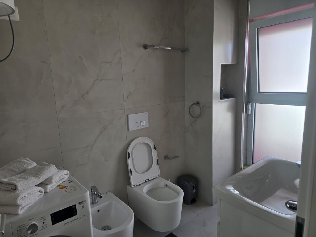 FOR RENT DAILY &amp; MONTHLY
