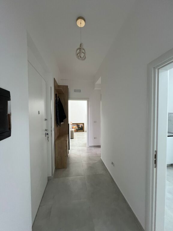 Jepet me qera, Apartament 1+1, Në Vollga – Afër Torrës,Durres