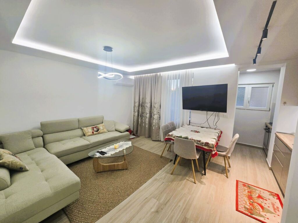 🏙️Apartament 2+1 ne shitje me vendodhje ne zonen e Brrylit📍