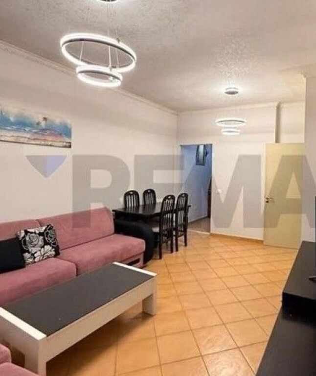 Apartament 1+1 Pranë Tregut të Ri Elektri ID:530601001-180