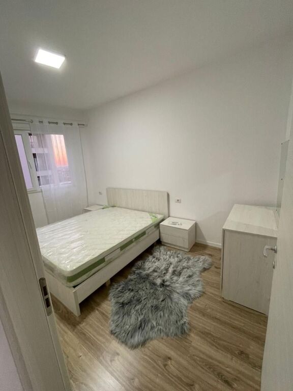 Jepet me qera apartament 1+1 te Aura