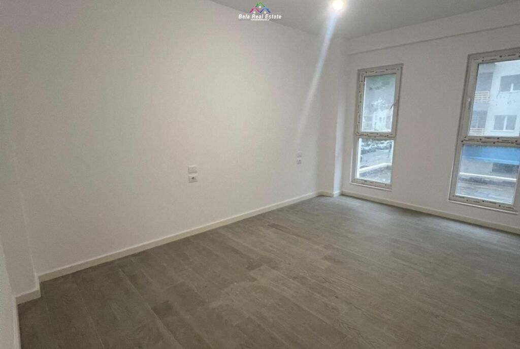 Zyre Me Qera 2+1 Tek Rruga Dritan Hoxha (ID BZ2973) Tirane