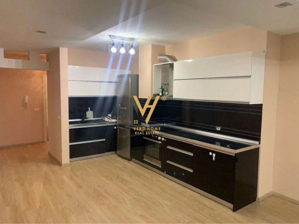 JEPET APARTAMENT 2+1+BLK ME QERA TE RR.DRITAN HOXHA 65.000 LEKE