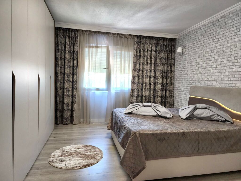 Me Qera: 2+1 🔑 Modern &amp; I Ri 📍 BLLOK/GARDA - Super Investim (Kati 4 Jo I Fundit) - 950€/Muaj