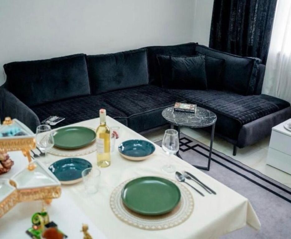 Jepet Me Qera Apartament 1+1+1 Ballkon