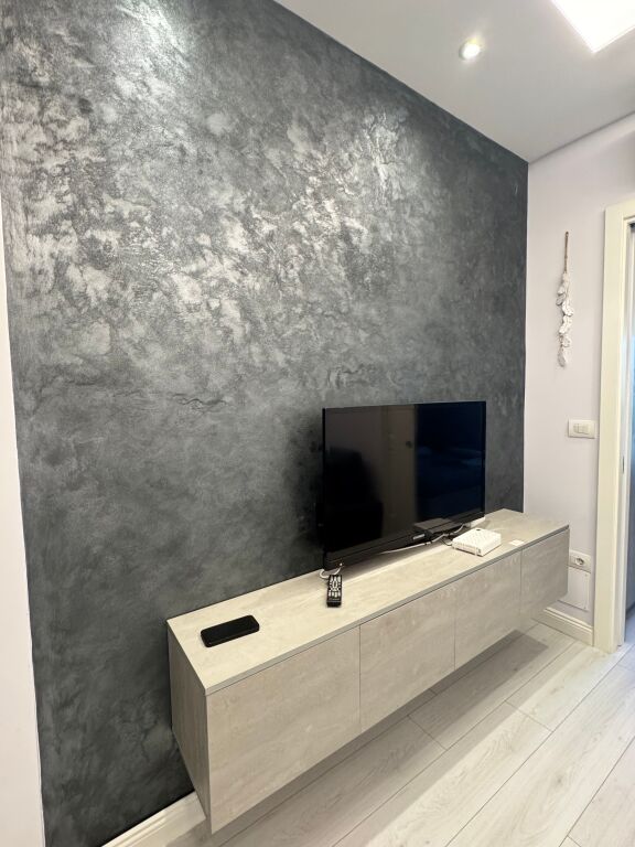 Apartament me Qira Ditore
