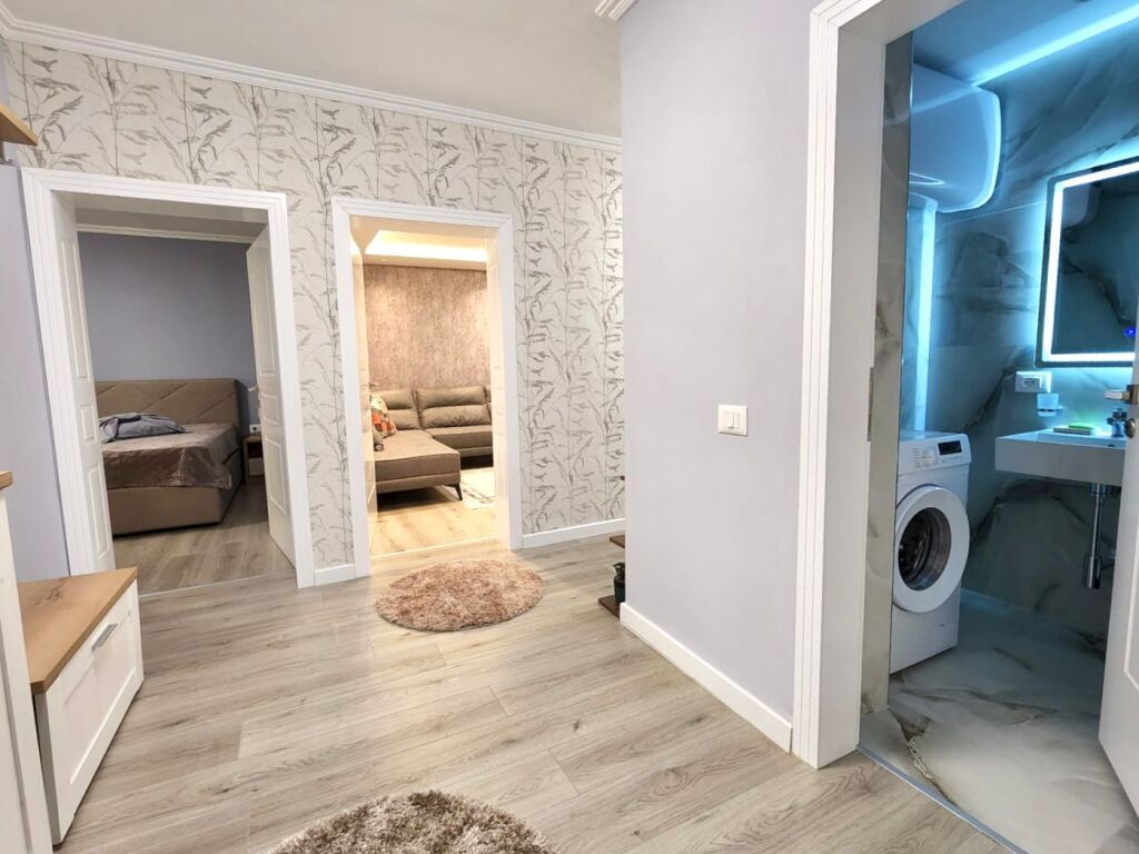 Me Qera: 2+1 🔑 Modern &amp; I Ri 📍 BLLOK/GARDA - Super Investim (Kati 4 Jo I Fundit) - 950€/Muaj