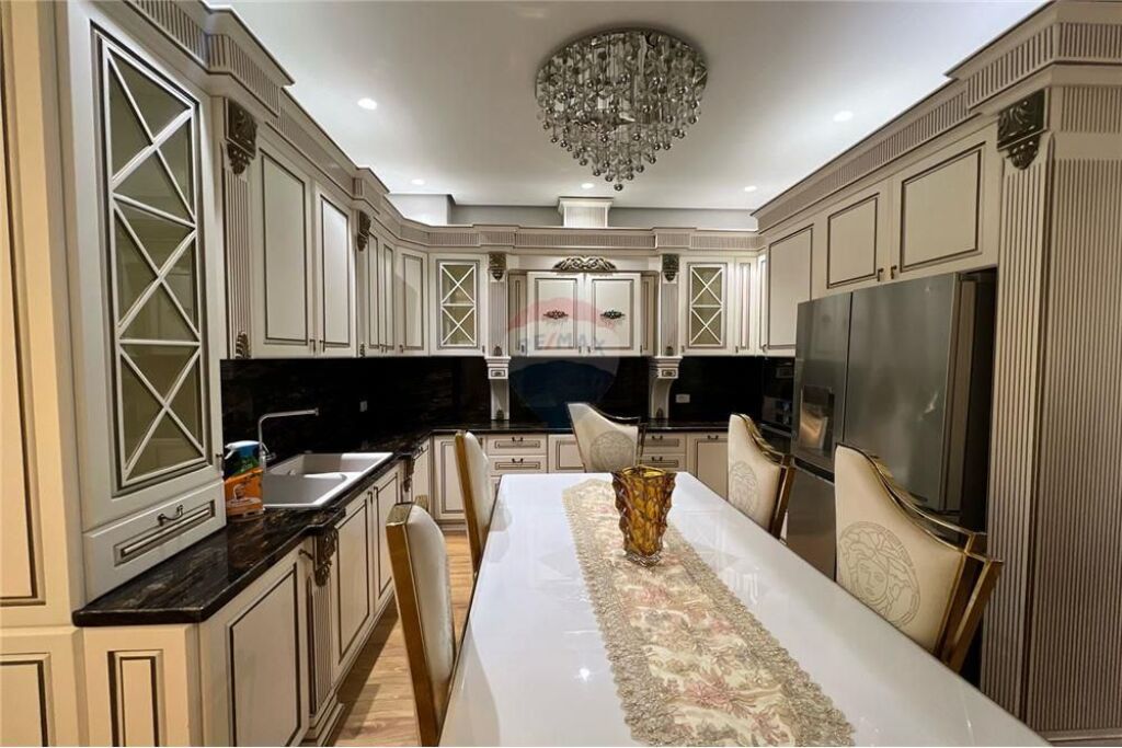 Apartament 3+1+2+Parkim me qera Kompleksi Delijorgji