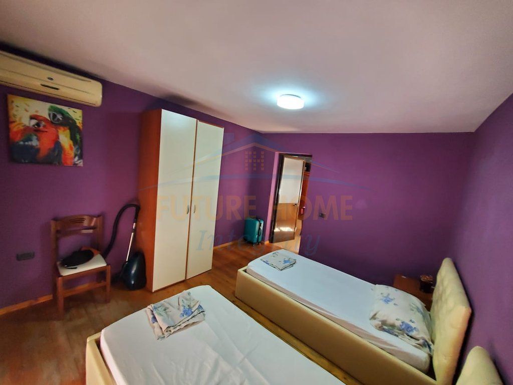 Shitet, Apartament 3+1+2, 21 Dhjetori, Tiranë.