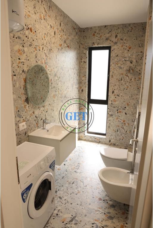 Shitet Apartament 1+1 | Mali i Robit, Durrës